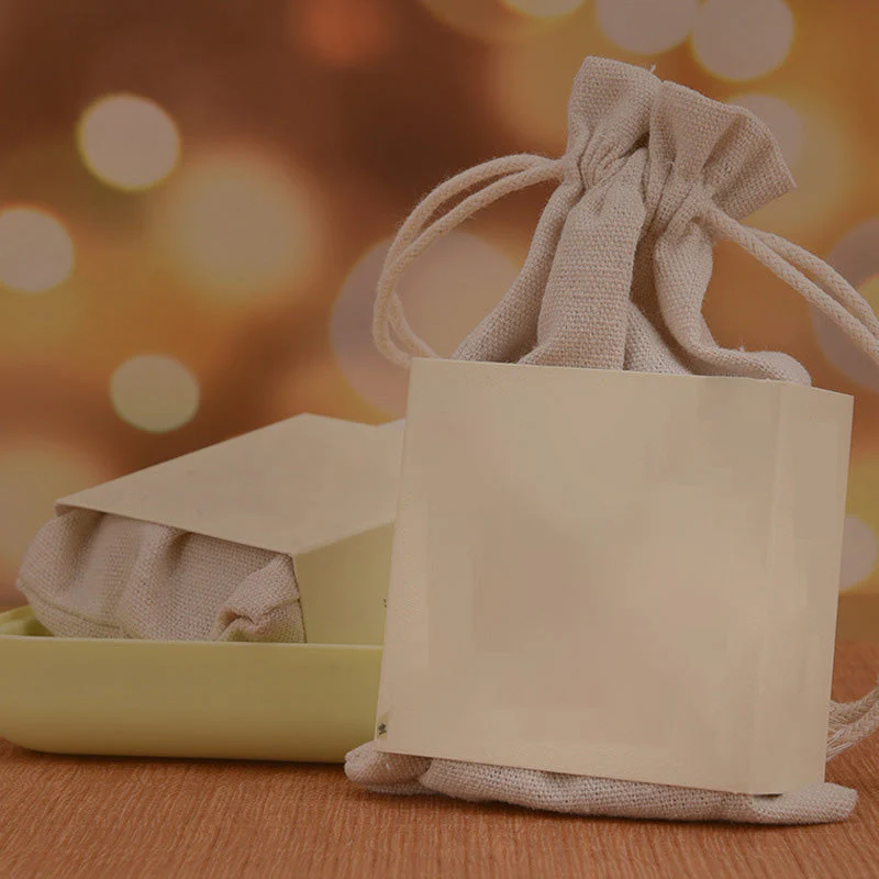 Solid shampoo with natural herbs