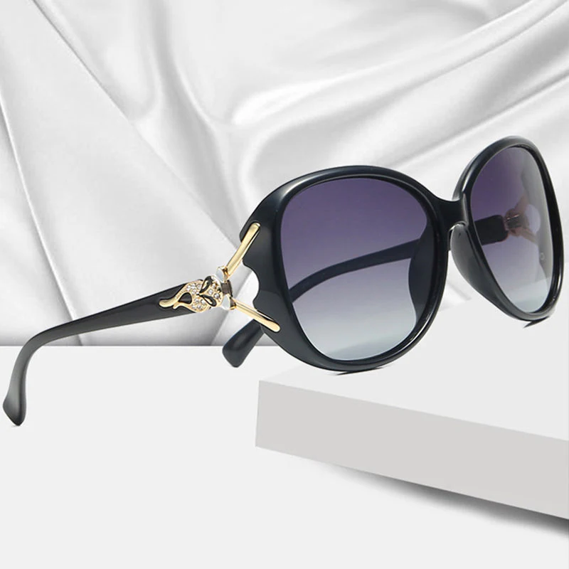 Hot SaleWomen's Oversized Fashion Sunglasses