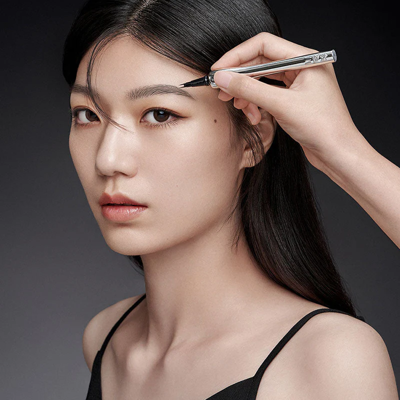 BUY 1 GET 1 FREEWaterproof Eyebrow Pencil With Microfine Tip