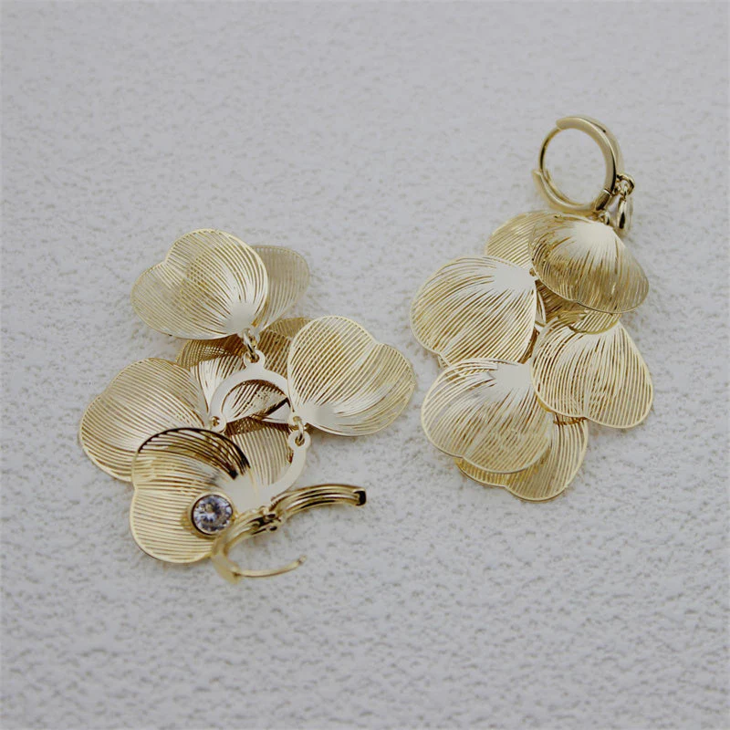 Women’s Layered Leaf Hoop Dangle Earrings